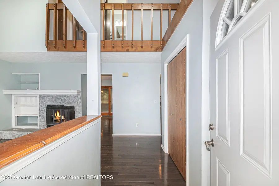 918 Timber Creek Drive #18, Grand Ledge, MI 48837 - Image #3