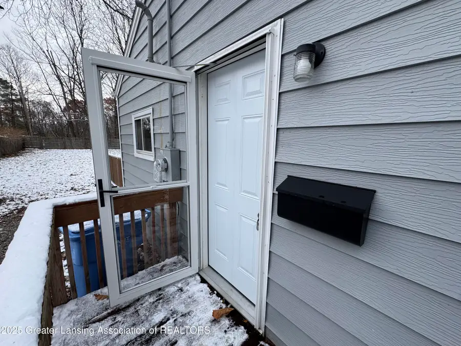 6819 Richard Road, Lansing, MI 48911 - Image #3