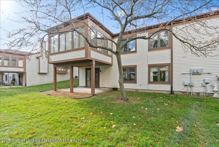 1120 Rolling Green Lane, Lansing, MI 48917 - Image #3