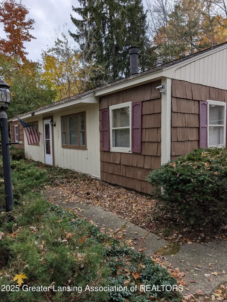 1609 N Gilcrest Avenue, East Lansing, MI 48823 - Image #2