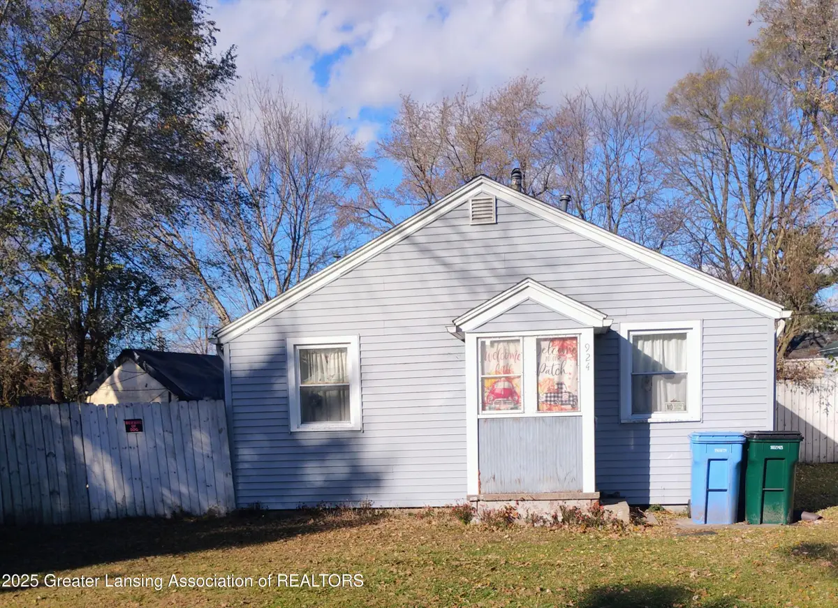 924 Loa Street, Lansing, MI 48910 - Image #1