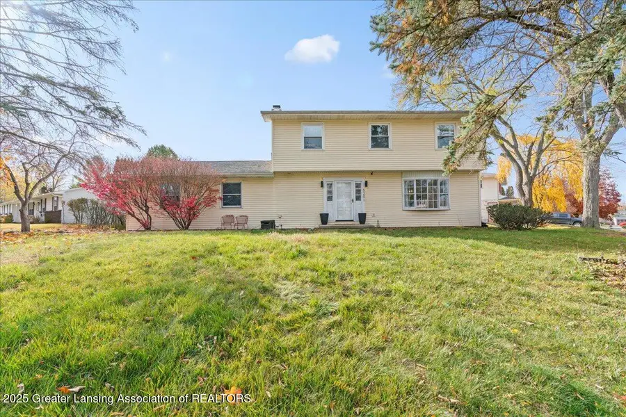 5201 Greenbriar Road, Lansing, MI 48917 - Image #2