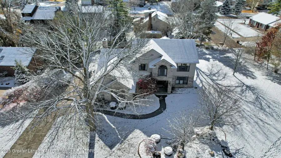 4915 Canyon Trail, Lansing, MI 48917 - Image #2