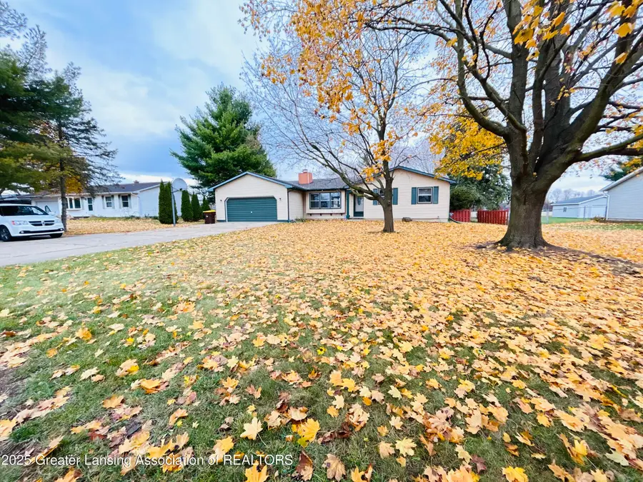 1207 Flanders Road, Charlotte, MI 48813 - Image #3