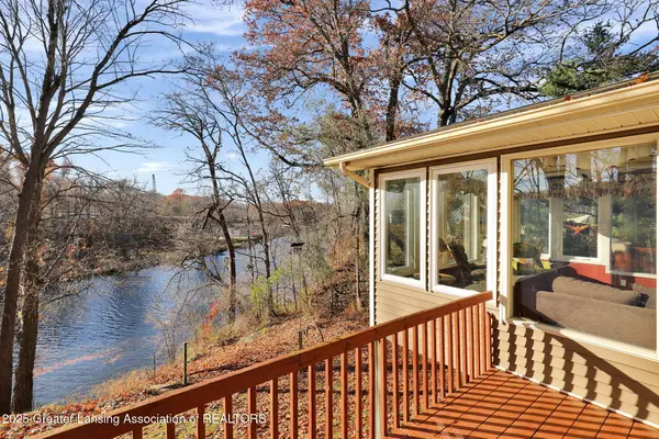 1037 W Main Street #Gl, Grand Ledge, MI 48837