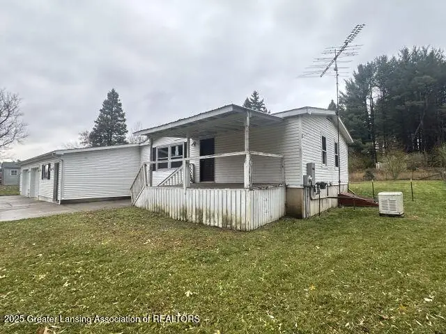 14095 Woodbury Road, Haslett, MI 48840 - Image #3