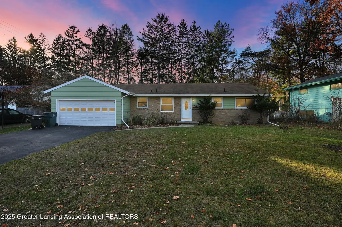 933 Bedford Road, East Lansing, MI 48823 - Image #1