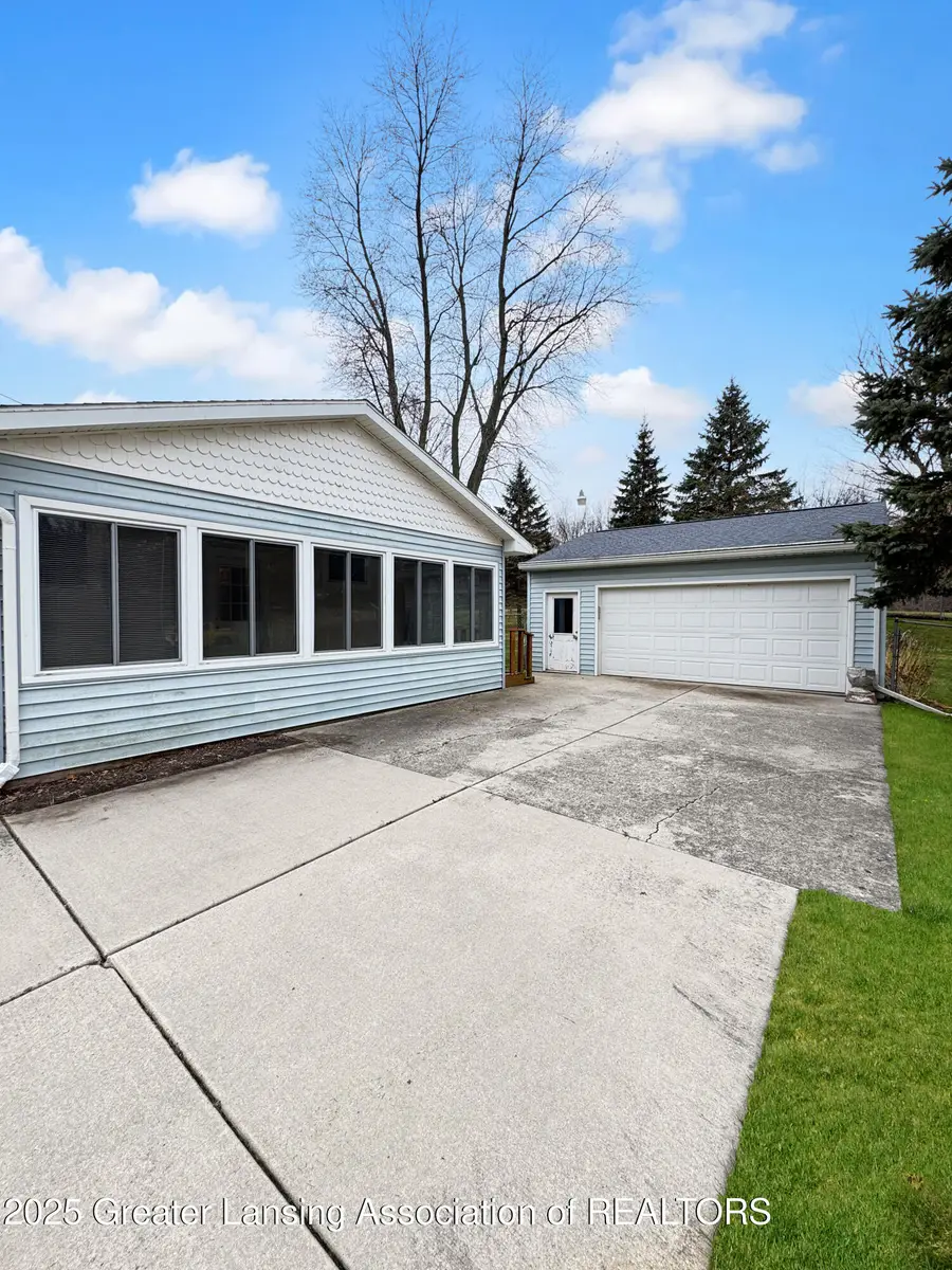 15860 Elmira Street, Lansing, MI 48906 - Image #3