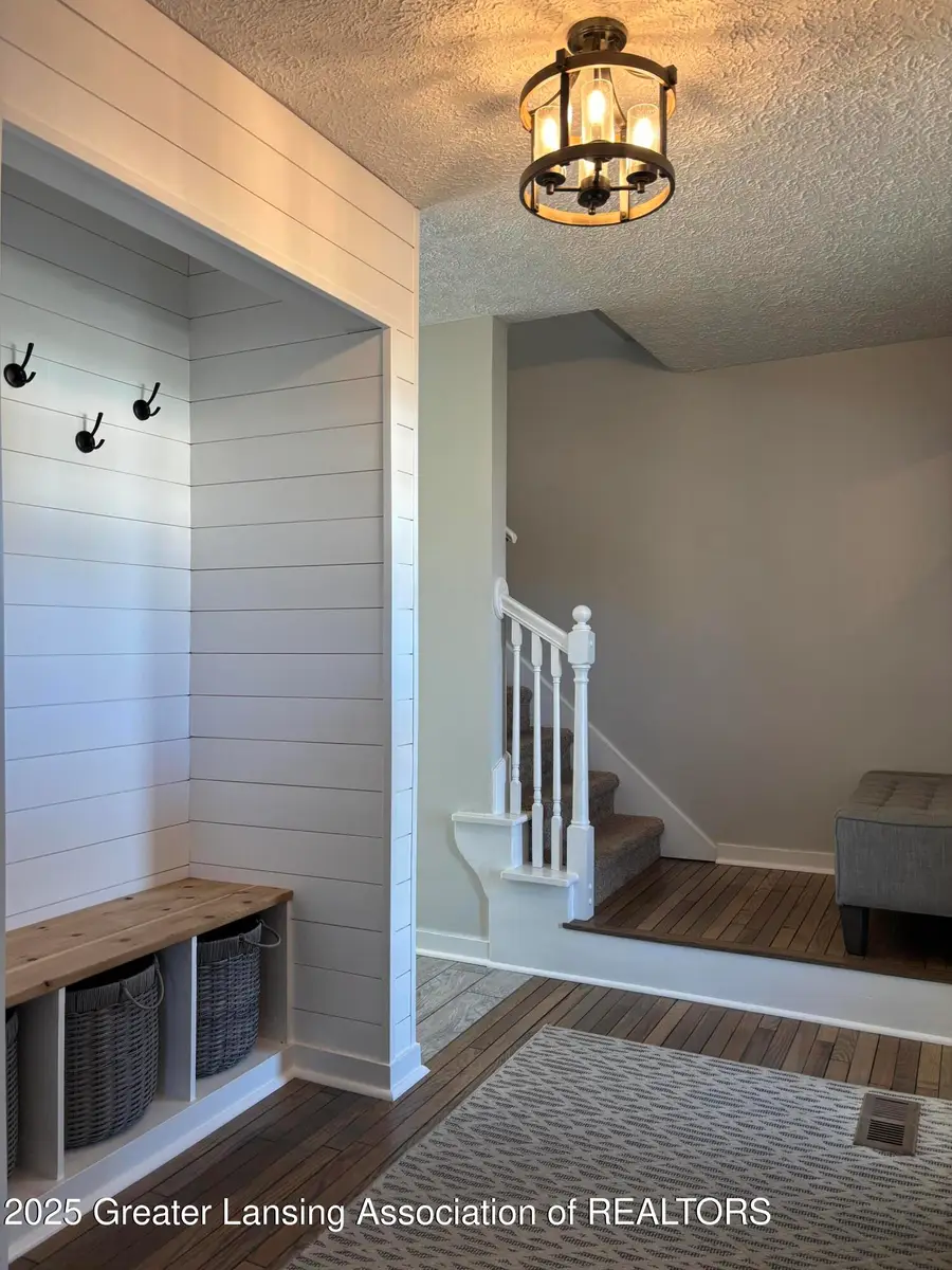 6361 Larocque Circle, Lansing, MI 48917 - Image #3