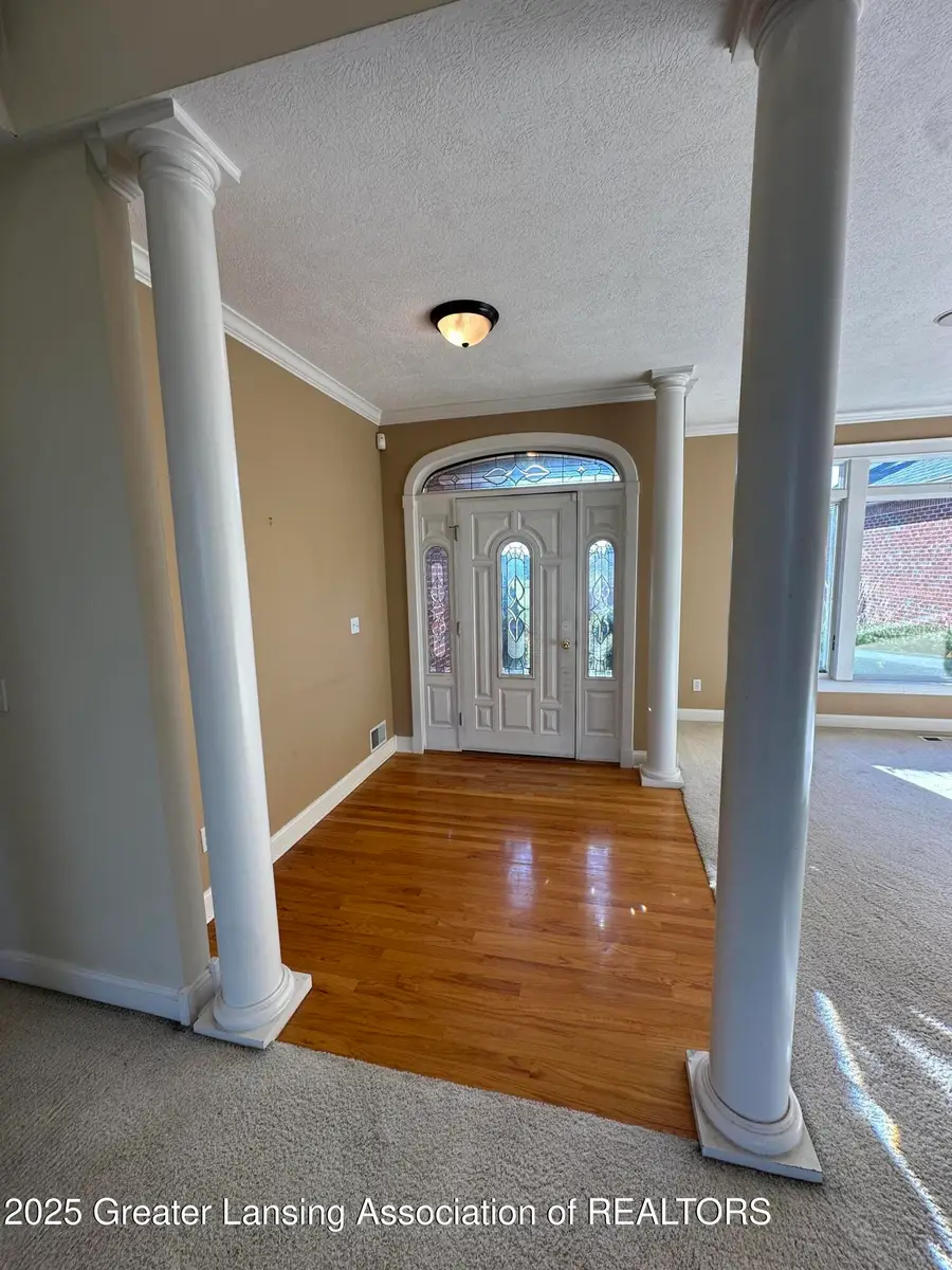 7671 Royal Cove Drive, Lansing, MI 48917 - Image #2