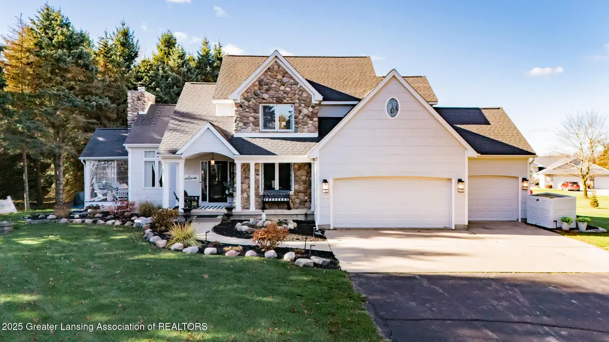 8573 W Lakeshore Drive, Perry, MI 48872 - Image #1