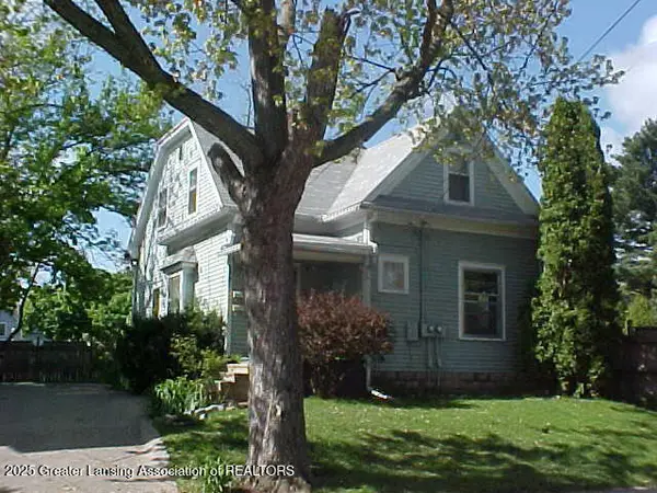 139 Woodlawn Avenue, Lansing, MI 48910