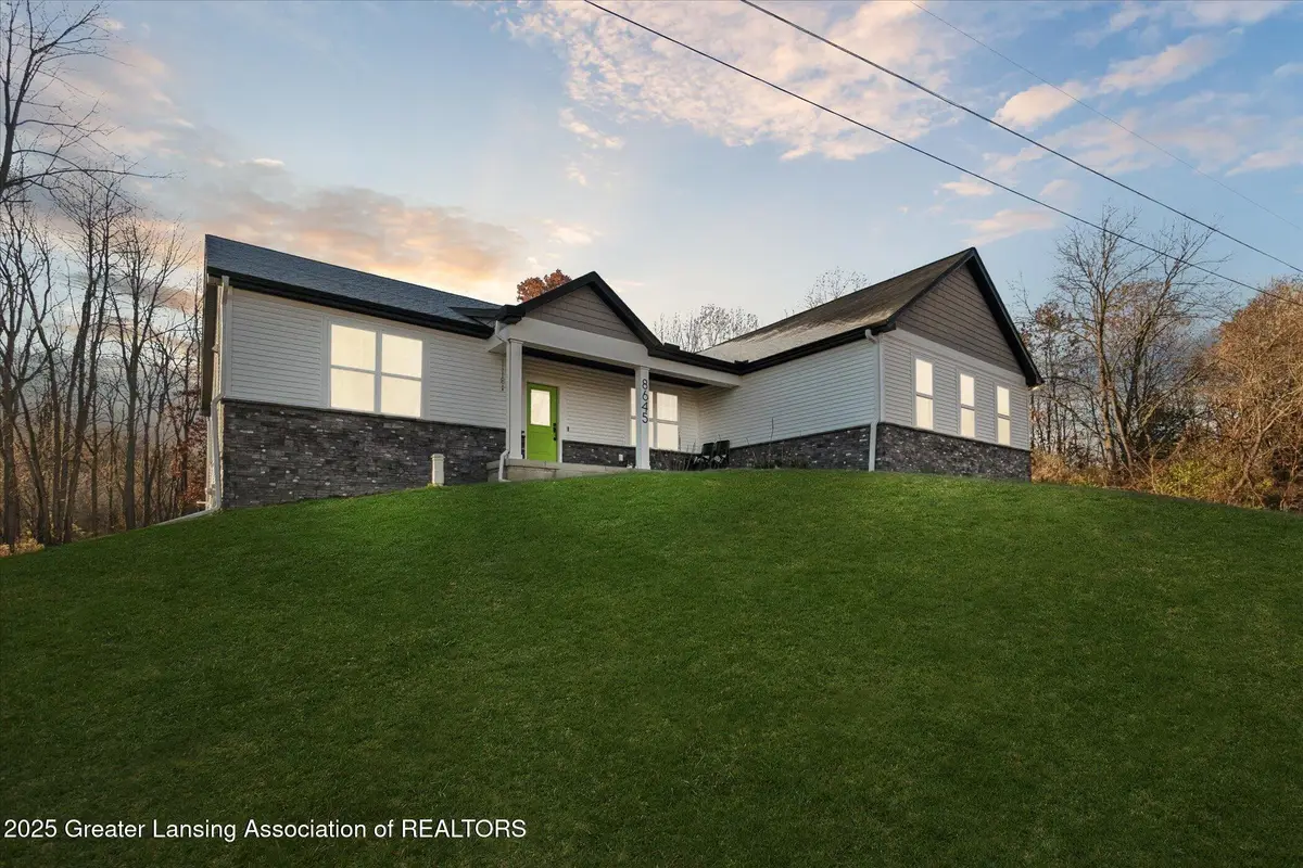 8645 Doyle Road, Laingsburg, MI 48848 - Image #1