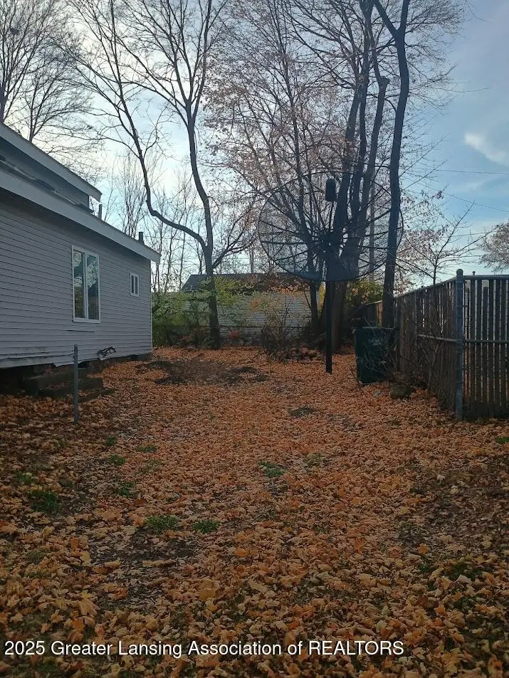 1022 S Grand Avenue, Lansing, MI 48910 - Image #3