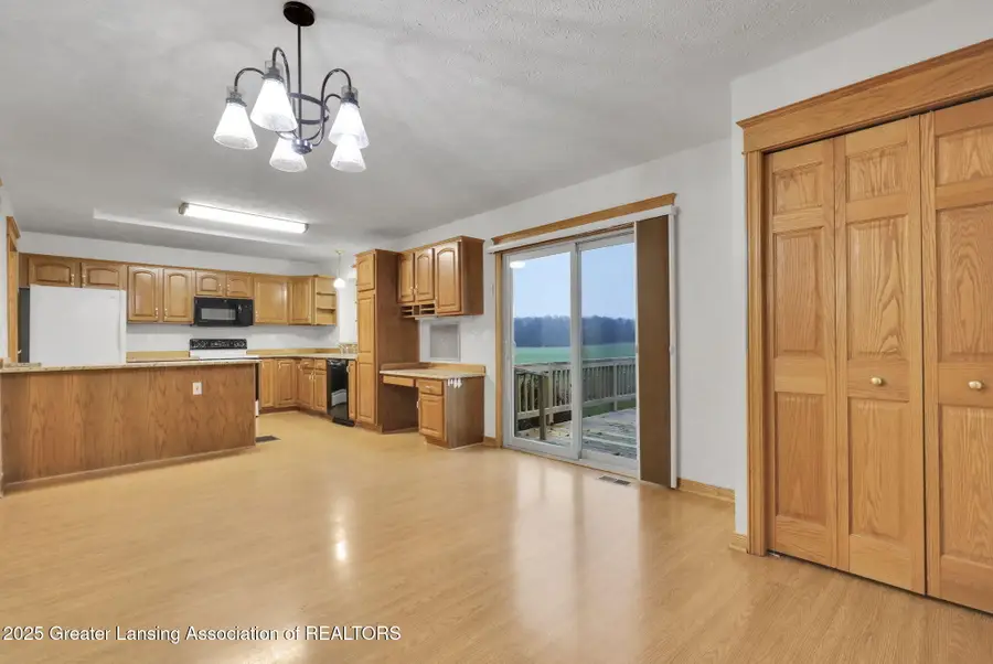 1649 S Ainger Road, Charlotte, MI 48813 - Image #2