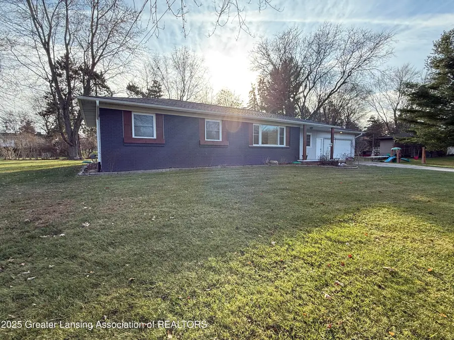 1465 Primrose Lane, Dewitt, MI 48820 - Image #2