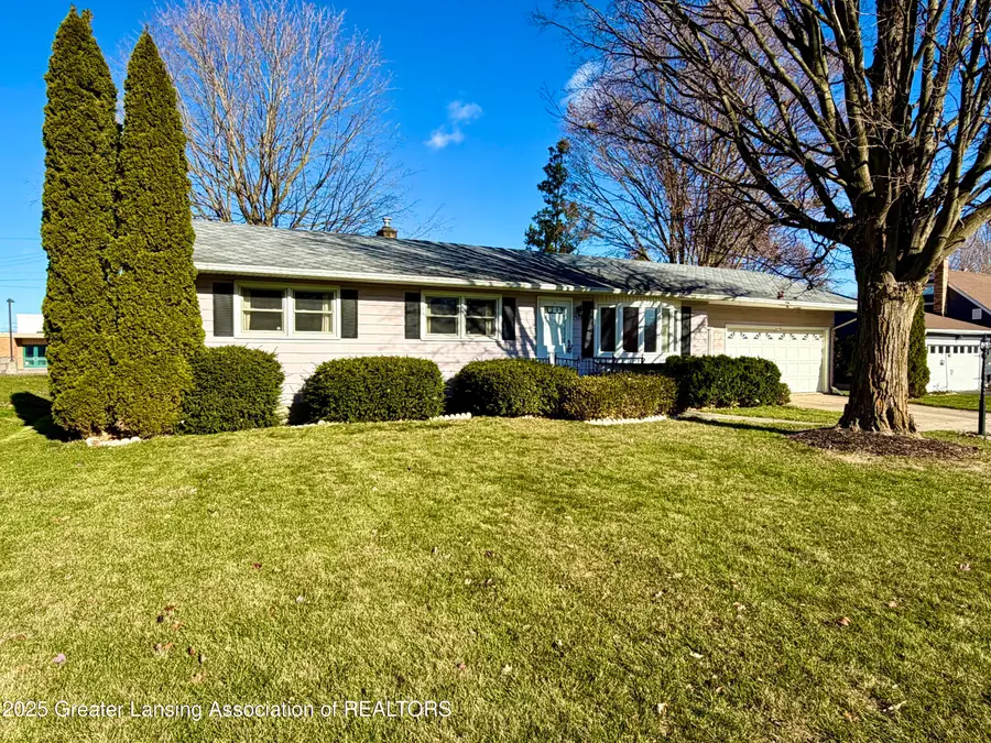 7520 Williamsburg Road, Lansing, MI 48917 - Image #2