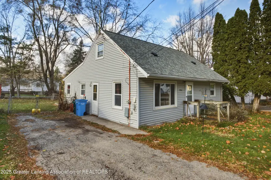 5902 Hilliard Road, Lansing, MI 48911 - Image #3