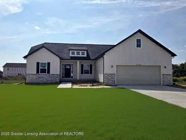 2353 Winners Circle, St. Johns, MI 48879