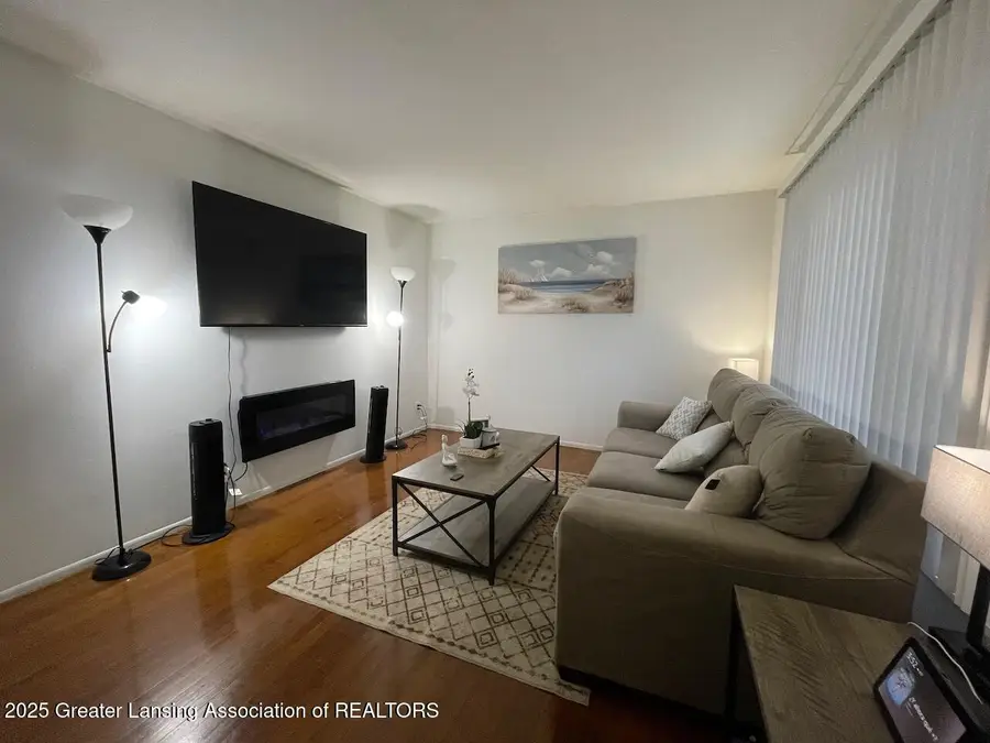 4018 Clayborn Road, Lansing, MI 48911 - Image #3