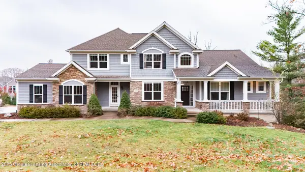 16975 Pine Hollow Drive, East Lansing, MI 48823