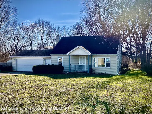 2923 Newark Avenue, Lansing, MI 48911