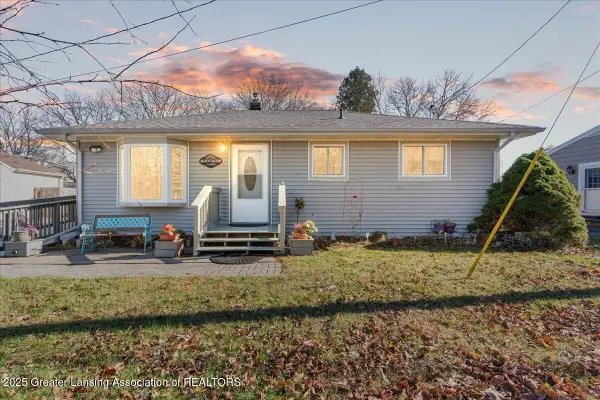 1972 Gunn Road, Holt, MI 48842