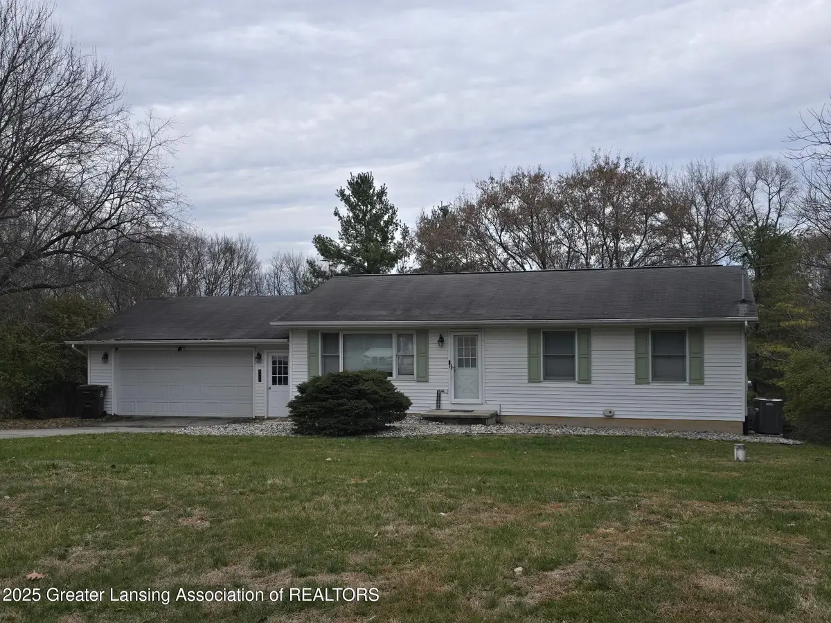 5125 E Clark Road, Bath, MI 48808 - Image #1