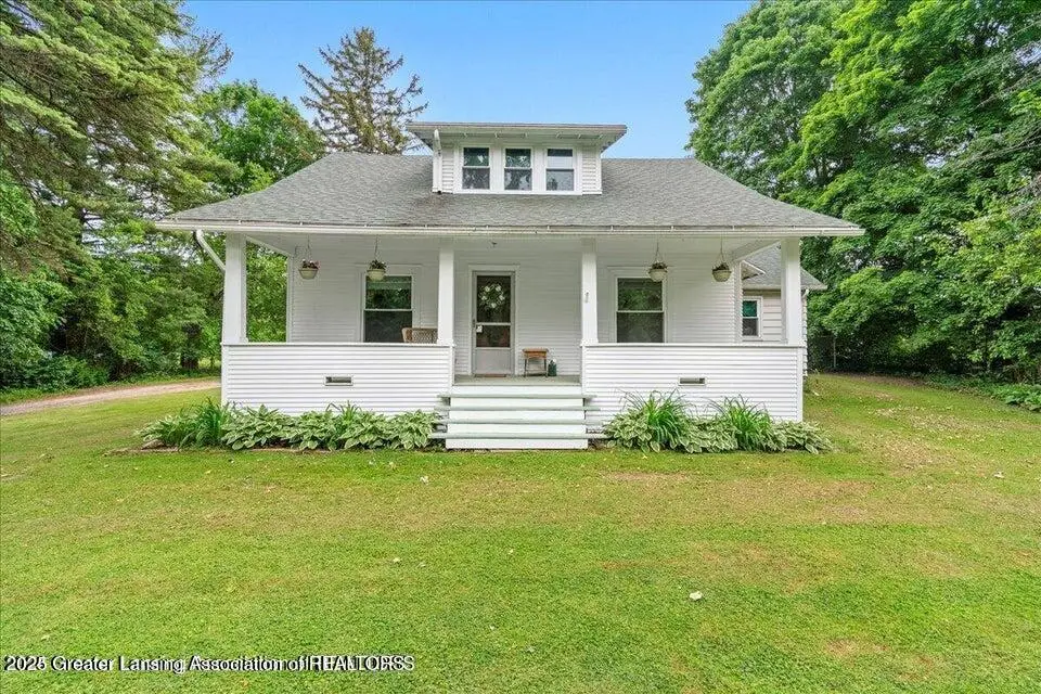 208 E Northrup Street, Lansing, MI 48911 - #1