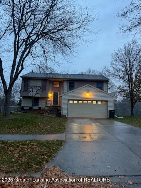 3725 Stoneleigh Drive, Lansing, MI 48910 - Image #1