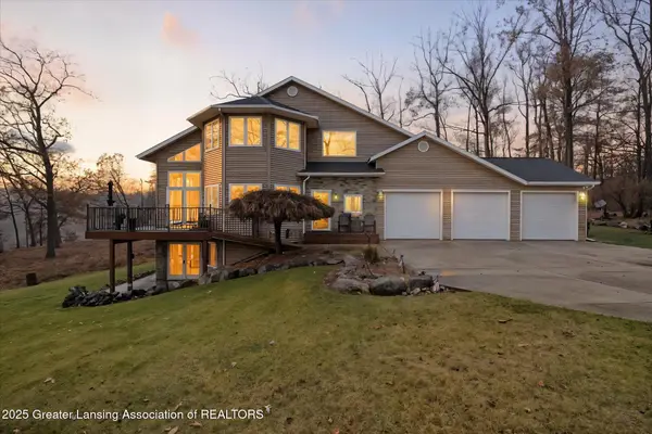 2630 Winona Drive, Osseo, MI 49266