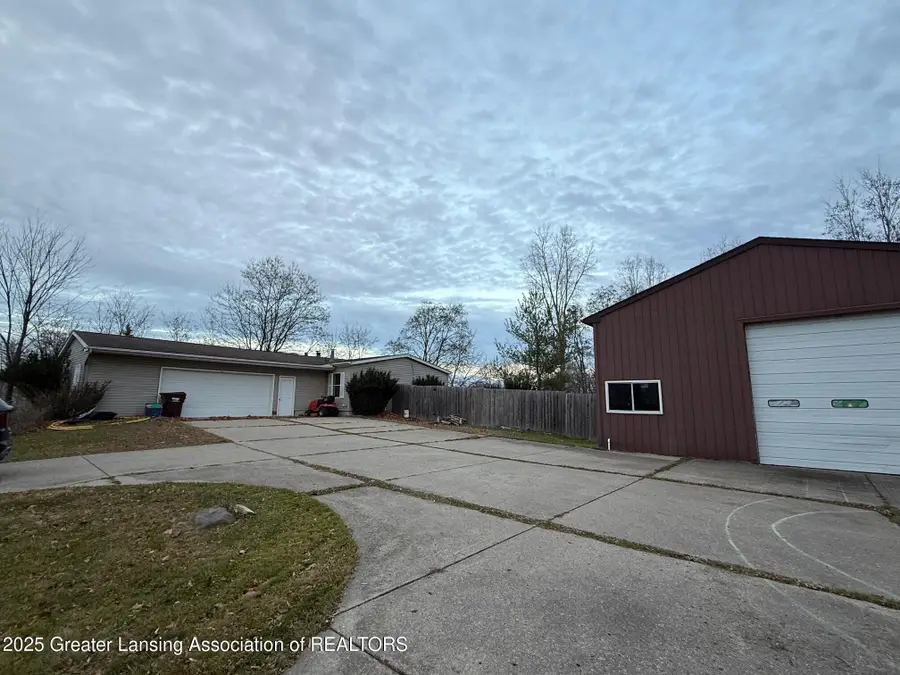 6815 Aurelius Road, Lansing, MI 48911 - Image #2