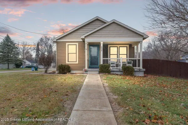 2036 Reo Road, Lansing, MI 48910