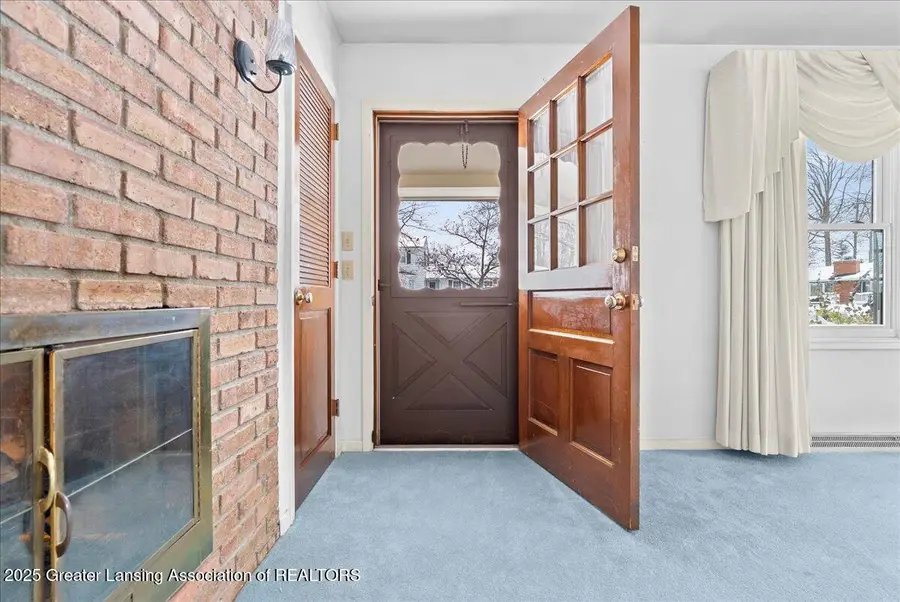 2418 Rossiter Place, Lansing, MI 48911 - Image #3