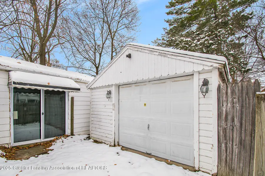 1537 Roselawn Avenue, Lansing, MI 48915 - Image #3