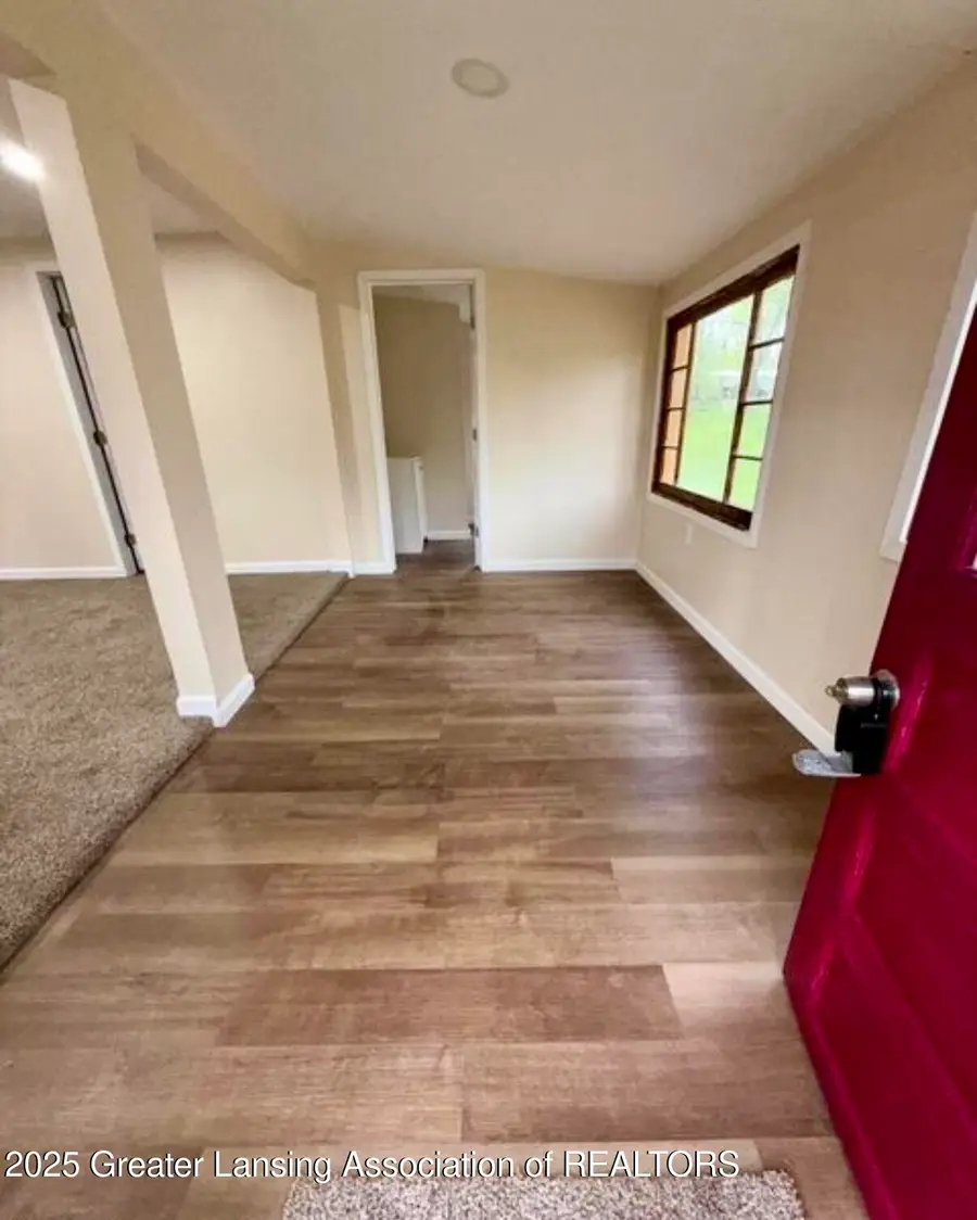 5583 Parkwood Drive, Gladwin, MI 48624 - Image #2