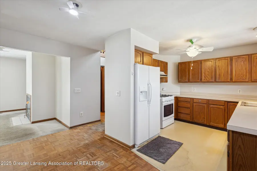 2446 S Wild Blossom Court, East Lansing, MI 48823 - Image #3