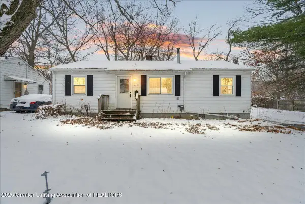 3526 Homewood Avenue, Lansing, MI 48910