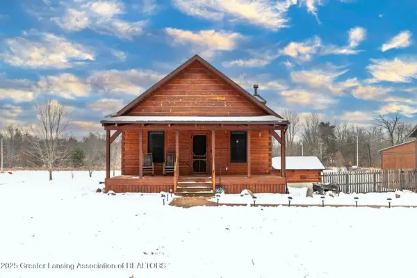 1740 W Berry Road, Jackson, MI 49201