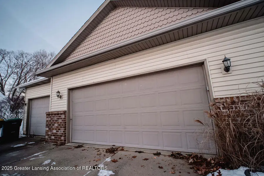 5323 Mirage Circle, Dimondale, MI 48821 - Image #3