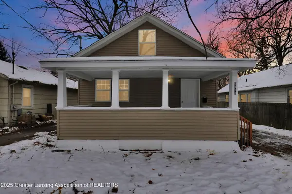 2418 Forest Avenue, Lansing, MI 48910