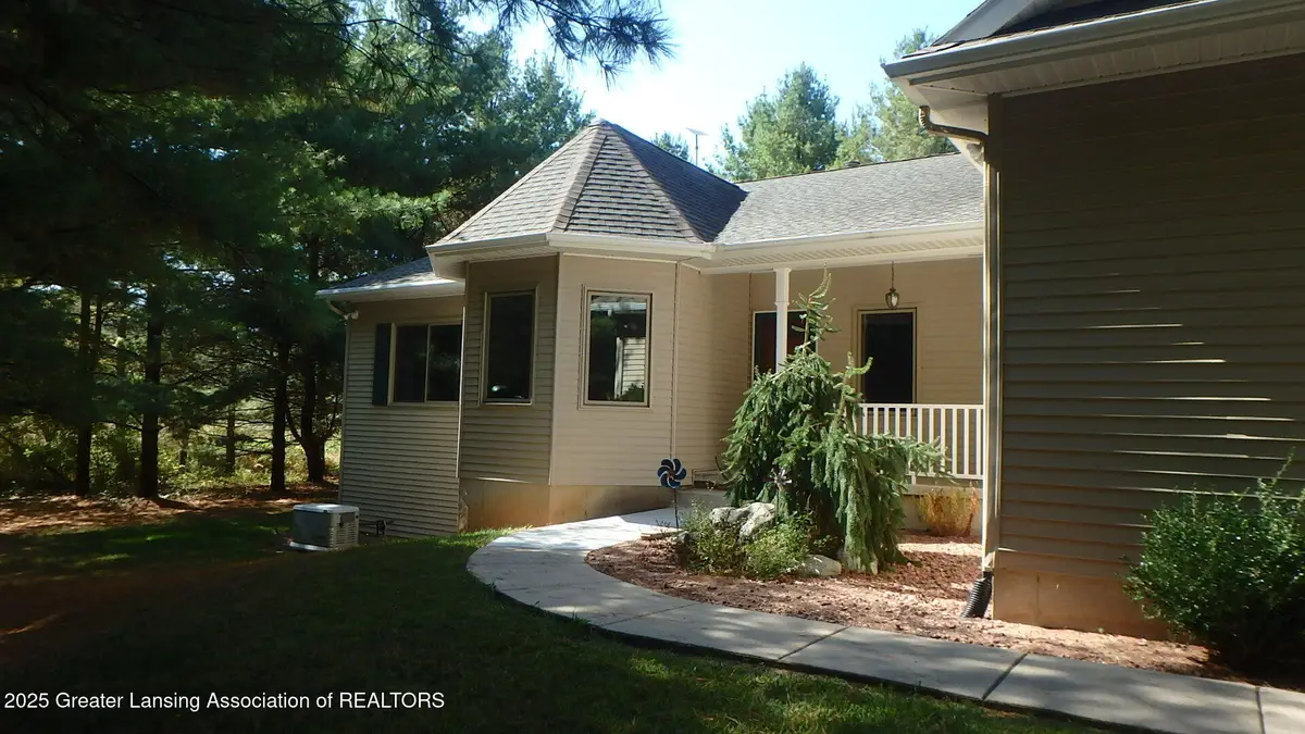 2612 S Ainger Road, Charlotte, MI 48813 - Image #1