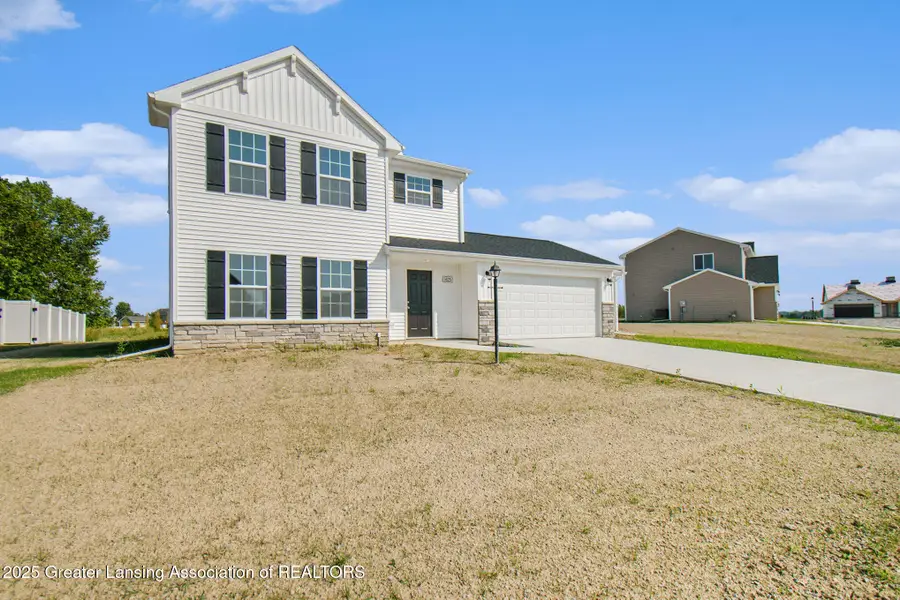 601 Muirfield Drive, Eaton Rapids, MI 48827 - Image #2