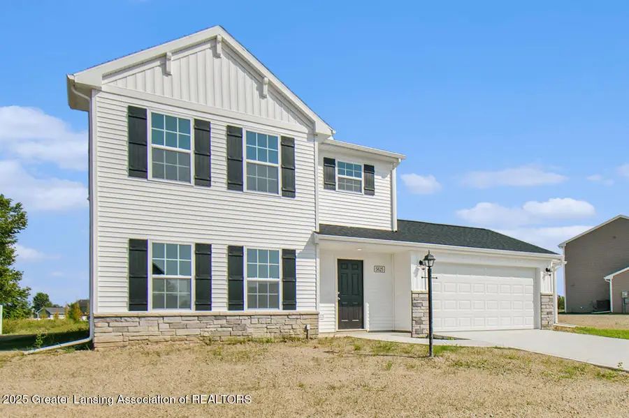 601 Muirfield Drive, Eaton Rapids, MI 48827 - Image #3