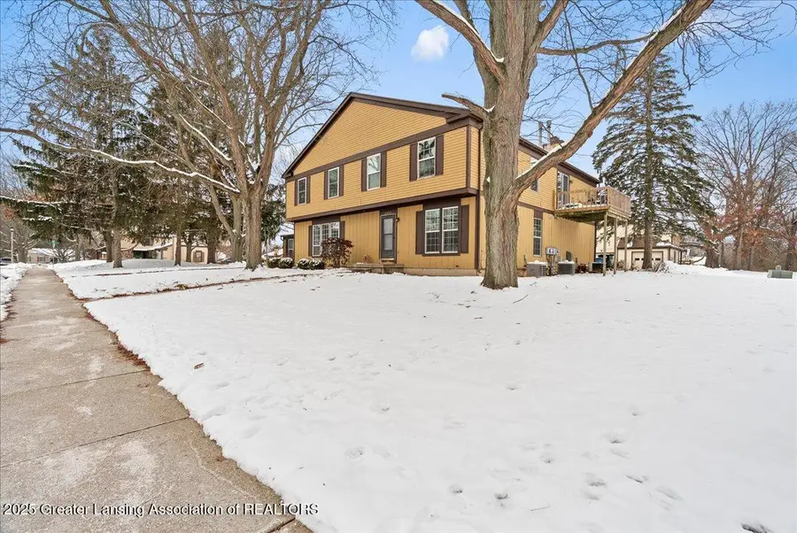 2901 Staten #14, Lansing, MI 48910 - Image #2