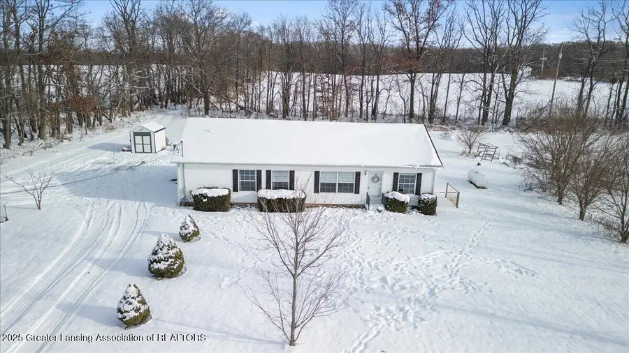 10870 Eaton Rapids Road, Springport, MI 49284 - Image #2