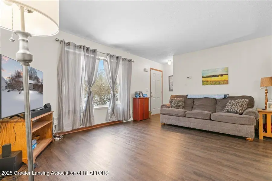 324 Church Street, Leslie, MI 49251 - Image #3