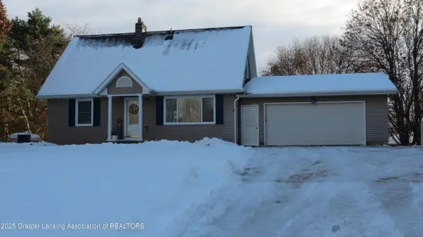 2327 W Taft Road, St. Johns, MI 48879