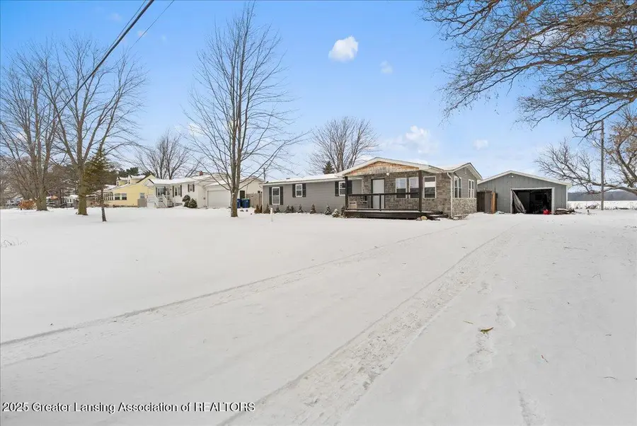 11744 Brady Road, Chesaning, MI 48616 - Image #2