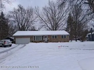 2209 Haslett Road, East Lansing, MI 48823